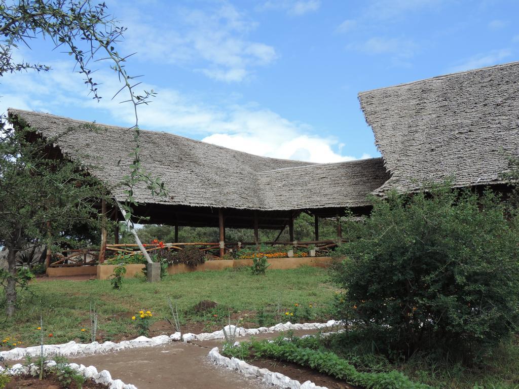 מטו וואמבו African Sunrise Lodge And Campsite מראה חיצוני תמונה